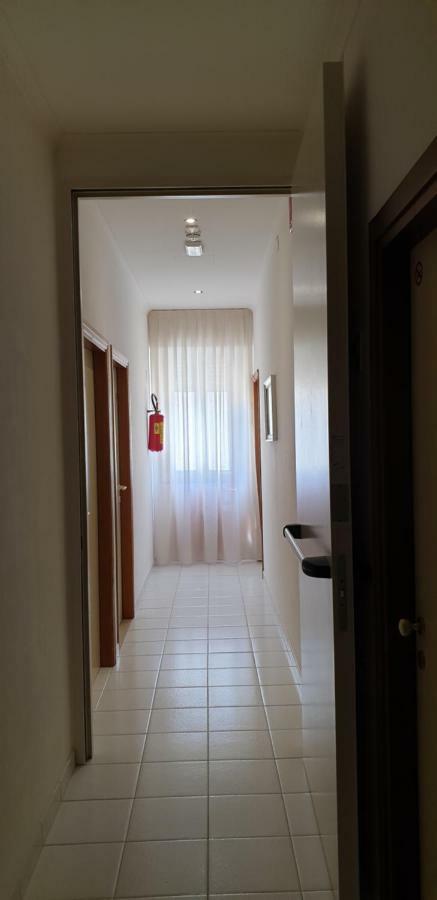 Hotel Continental 卡托利卡 外观 照片